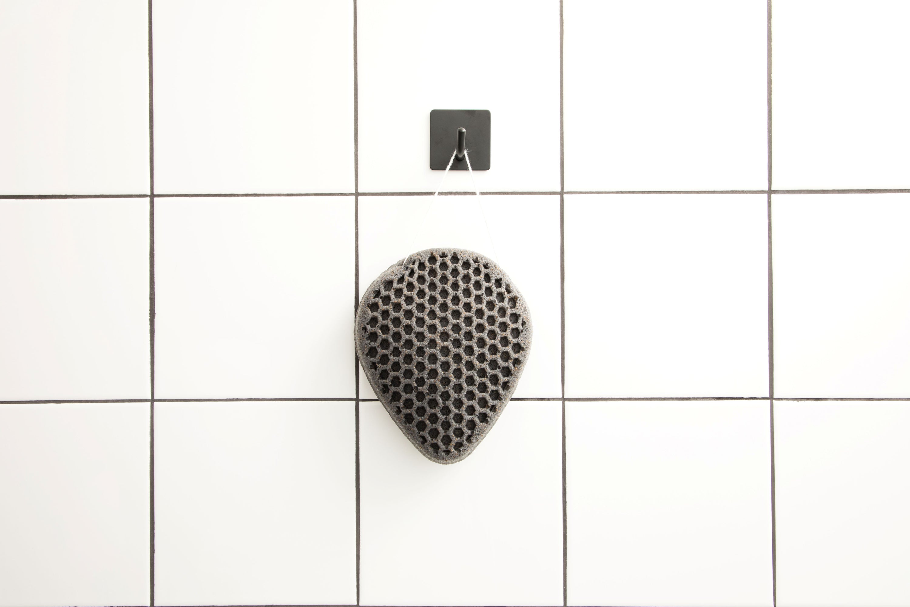 Konjac Shower Scrubber – Charcoal